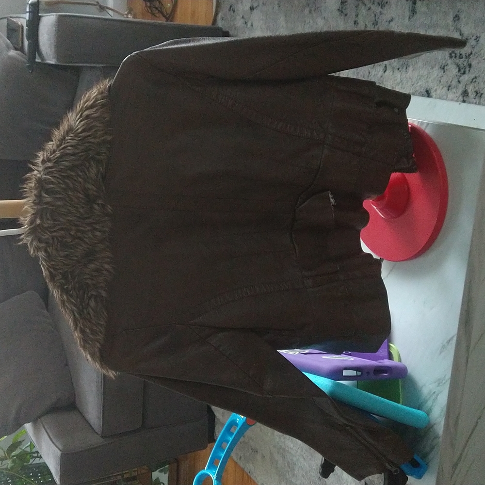 Brown jacket - Picture 2 of 4